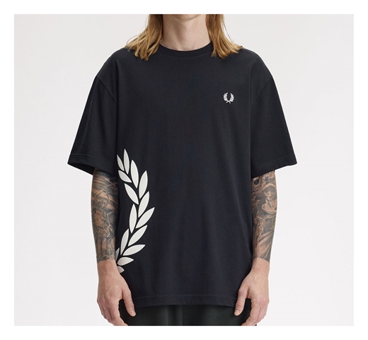 Fred Perry Textured Laurel Wreath T-Shirt