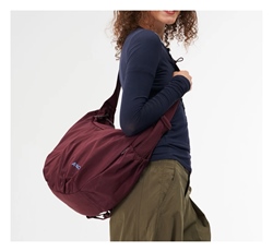 Aevor Slouchy Bag Burgundy